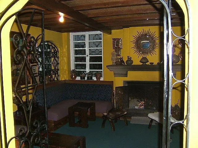 Hotel Los Alpes Quito