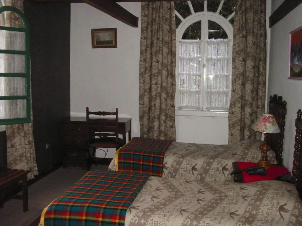 Hotel Los Alpes Quito