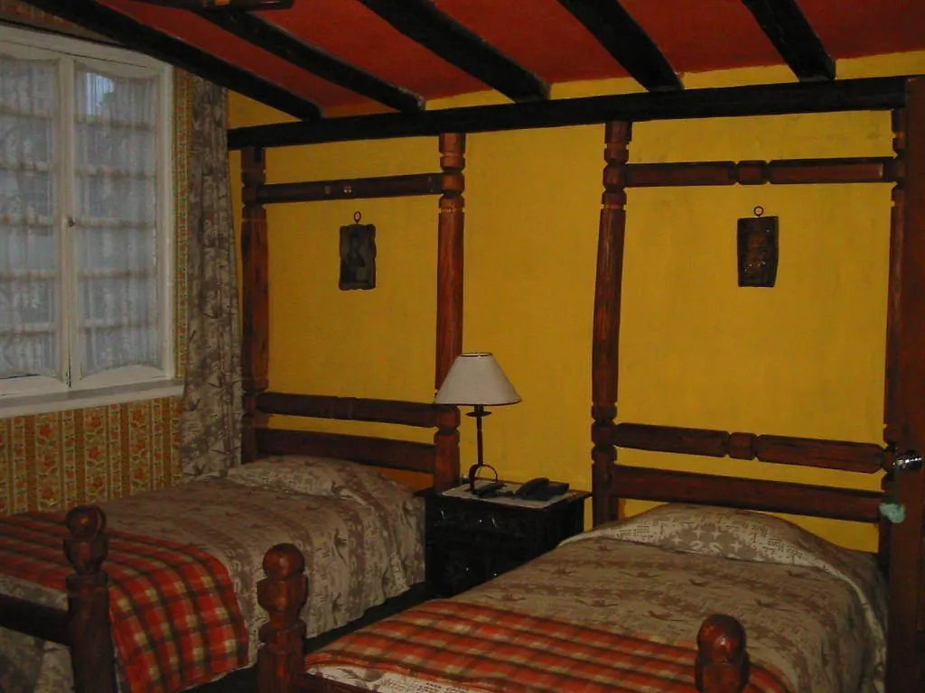 Hotel Los Alpes location